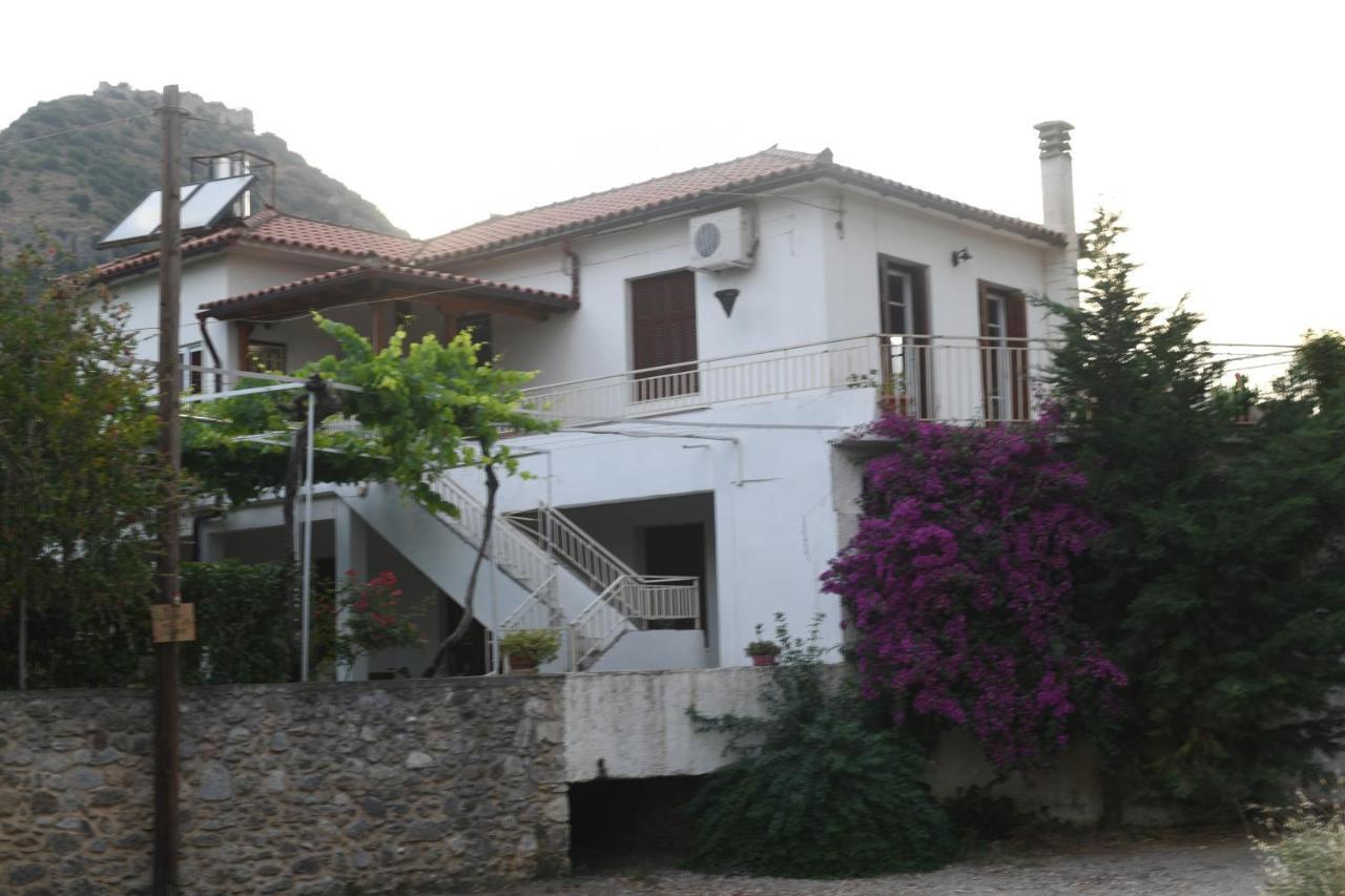 Art Flowers And Culture Μυστράς Εξωτερικό φωτογραφία