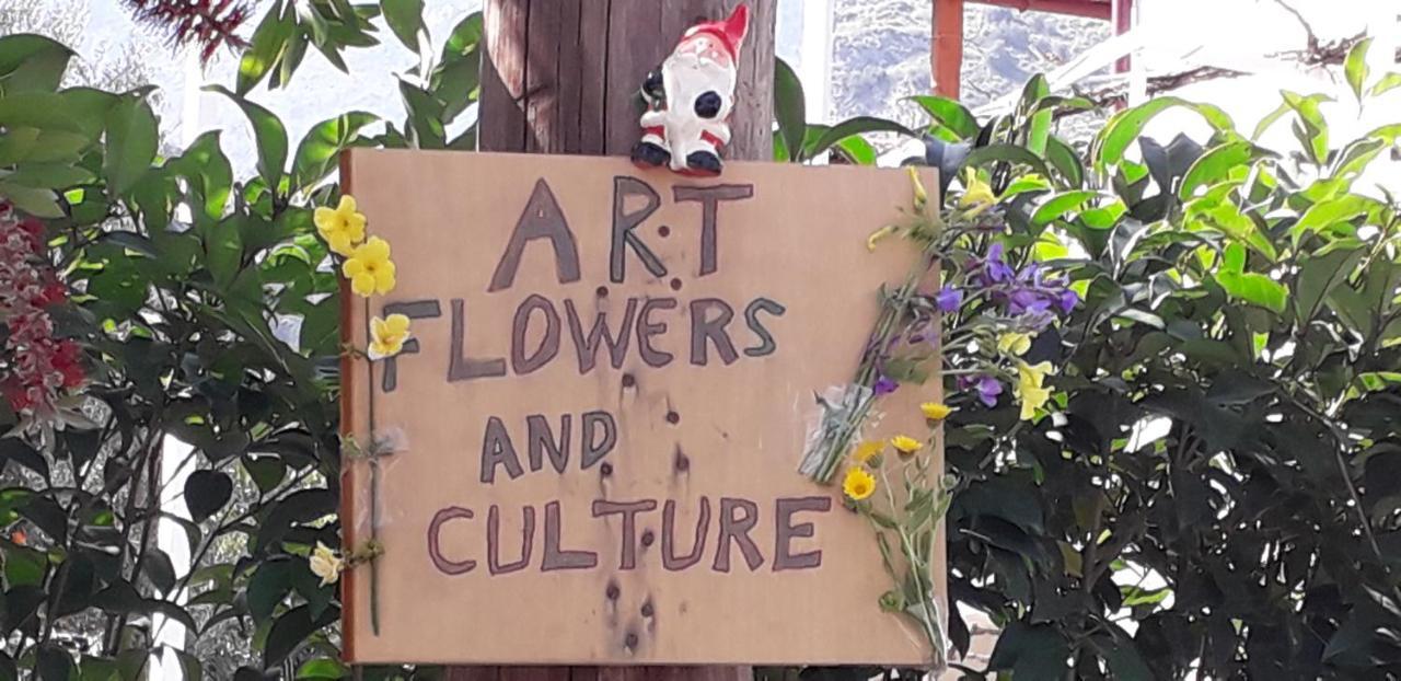 Art Flowers And Culture Μυστράς Εξωτερικό φωτογραφία